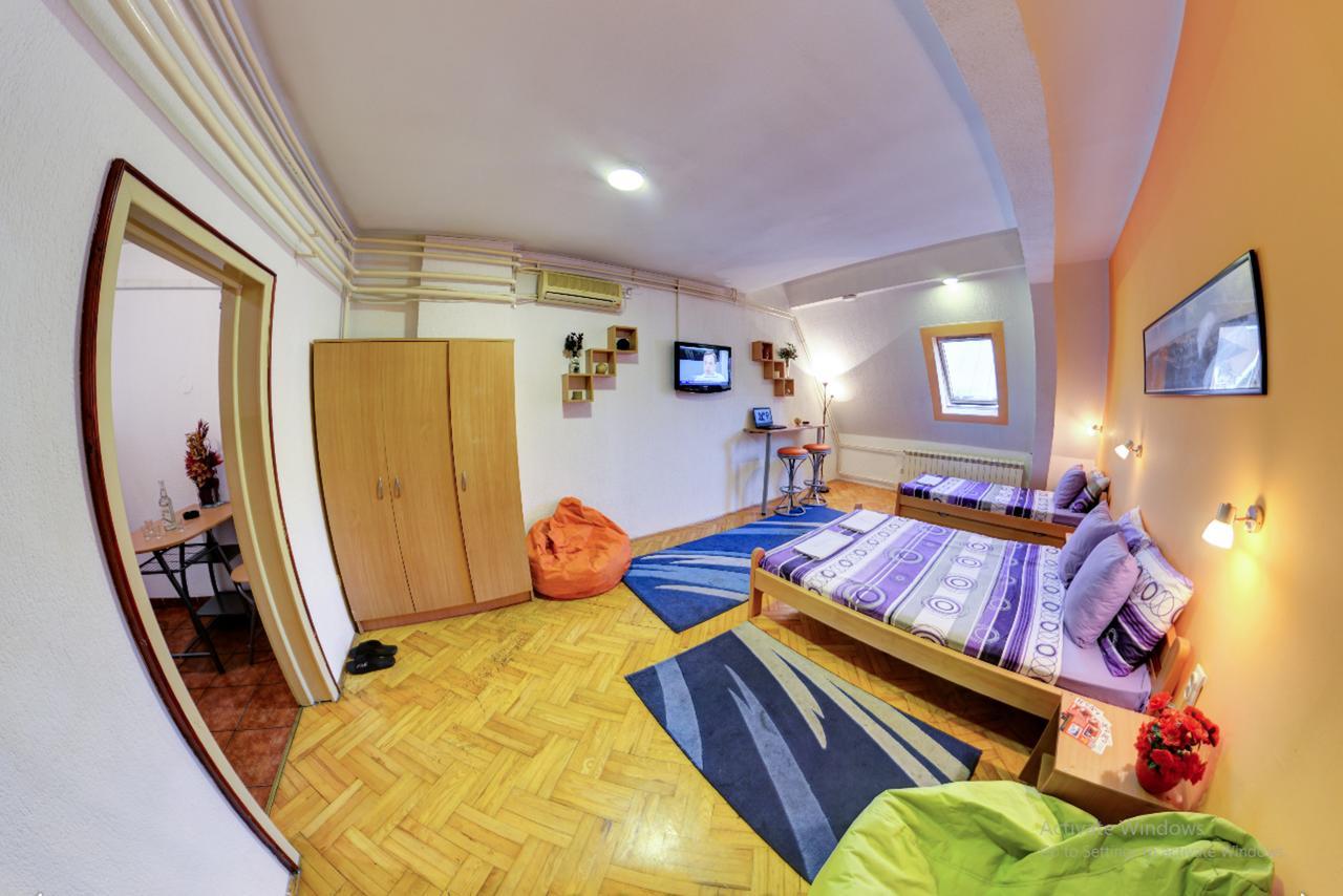 Hostel No9 ベオグラード エクステリア 写真
